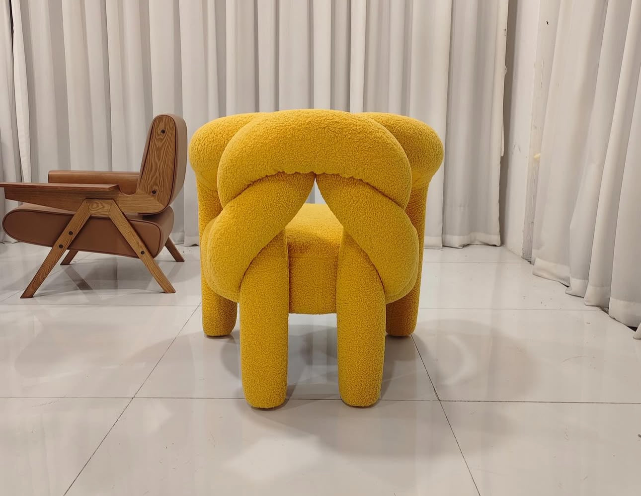 BUBLO ARMCHAIR