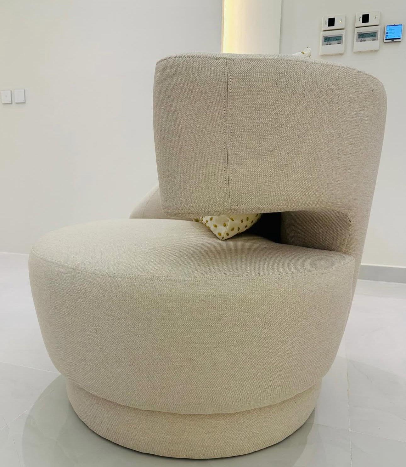 MOJO ARMCHAIR