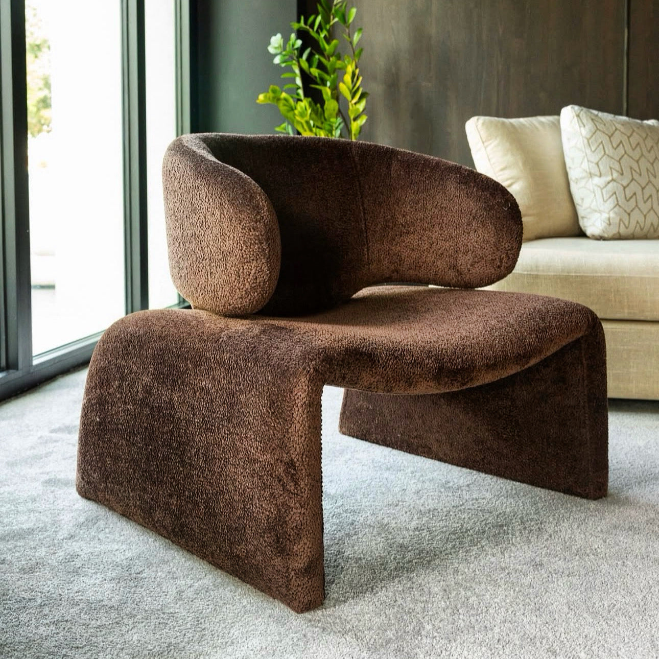 ROYAL ARMCHAIR