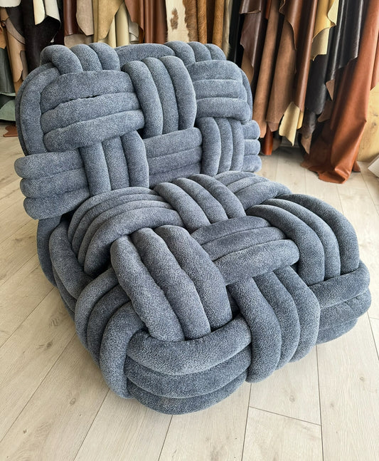 LARA ARMCHAIR