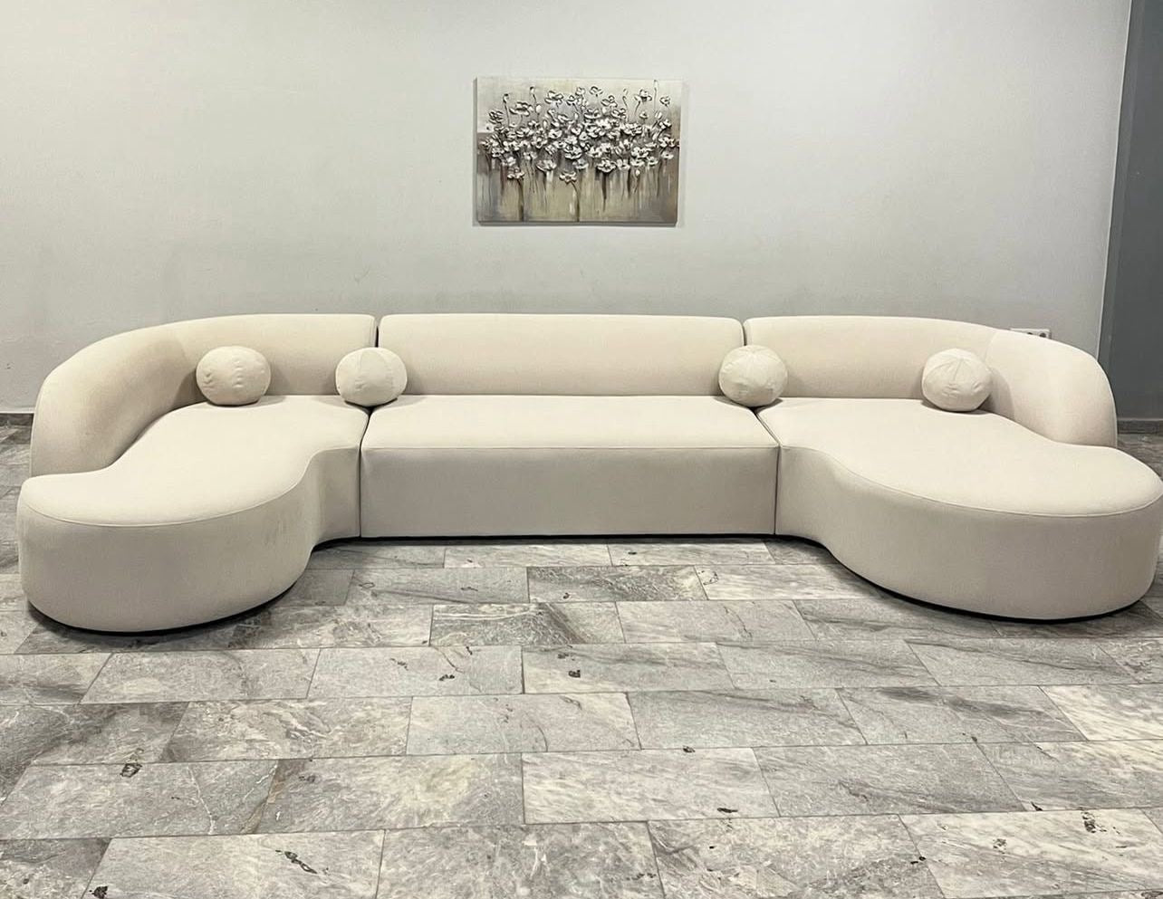 MAYA SOFA