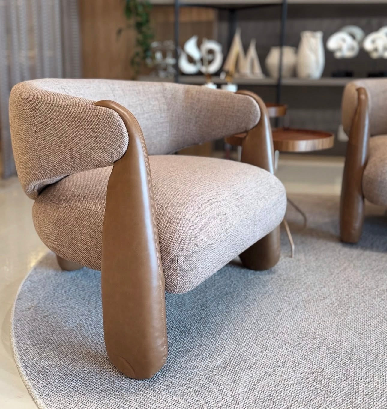 DİOR ARMCHAIR