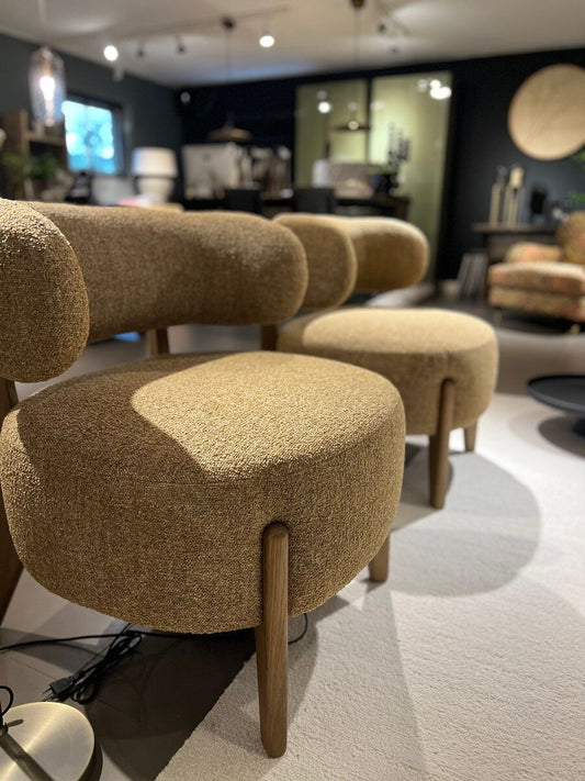 LOLA ARMCHAIR