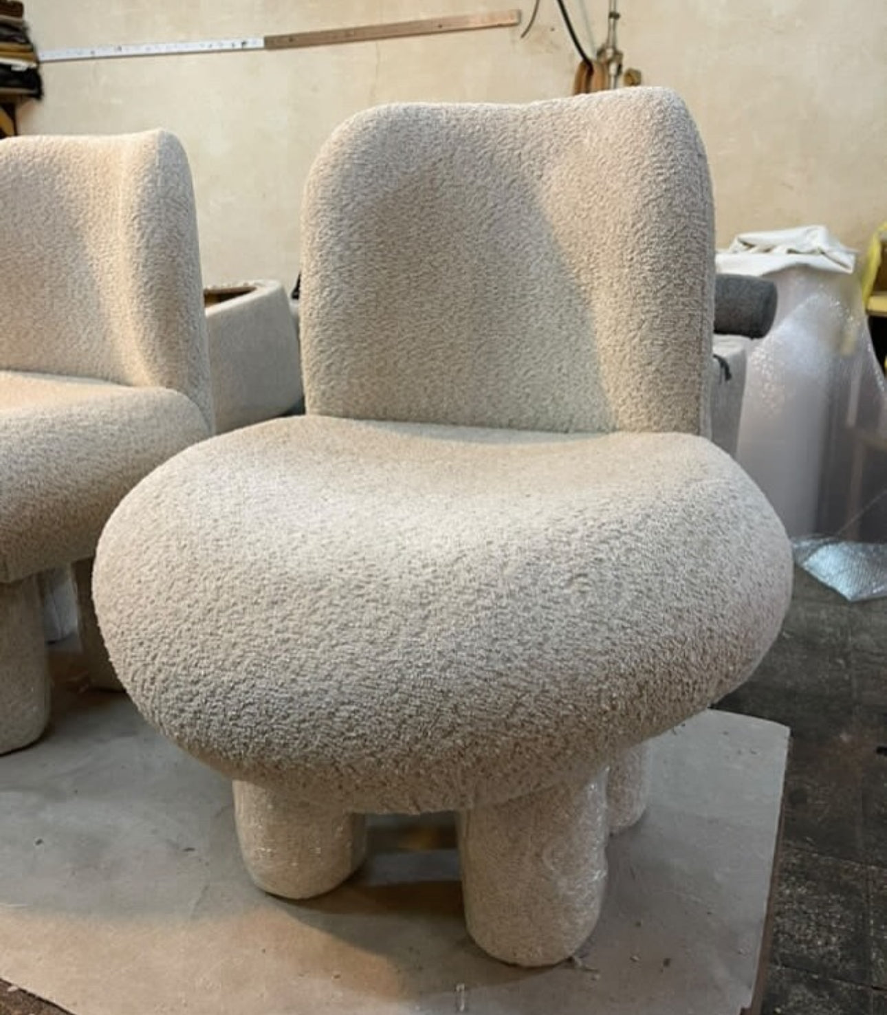 EGG ARMCHAIR